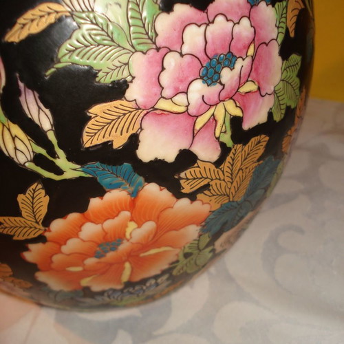 Vintage Chinese vase used