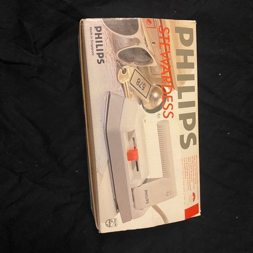Philips travel iron new with foldable handle