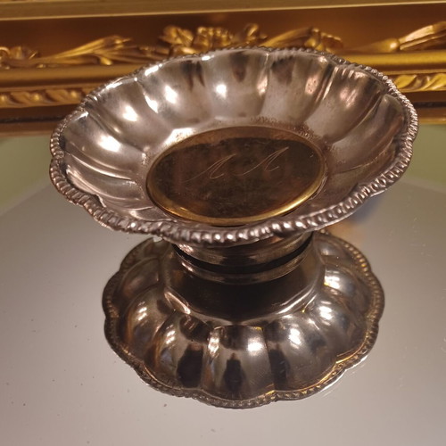 Silver-plated vessel used, weight 30g, 7x2.5 cm