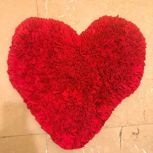 IKEA heart rug used, red decorative