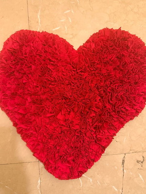 IKEA heart rug used, red decorative