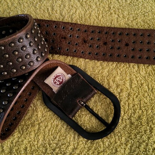 Marlboro Classics women's belt used, size M, brown leather with metal studs