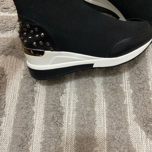 Black ankle boots like new, size 37