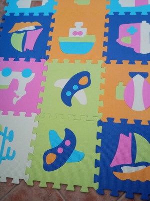 Baby floor puzzle like new, 9 or 15 pieces