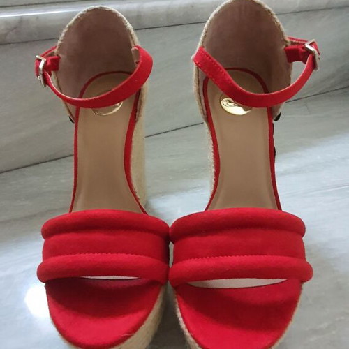 Axe sandals new, size 36, red platform