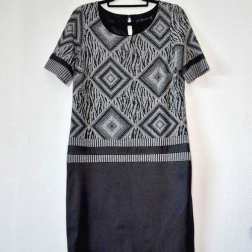Raxevsky winter dress size M, black and grey jacquard knit
