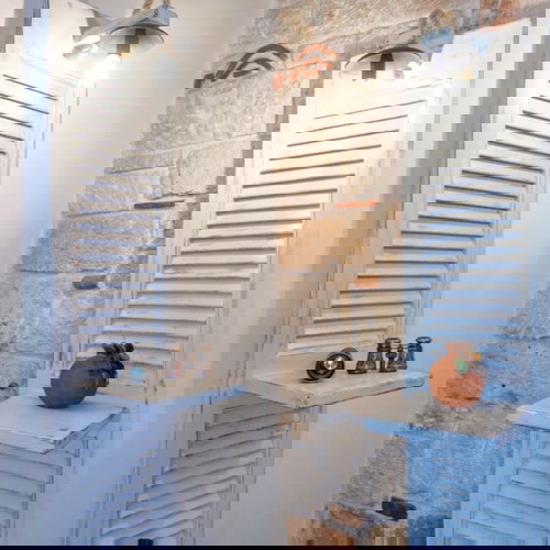 Φωτιστικά χειροποίητα, σετ δύο, καινούργια, με ραφάκια