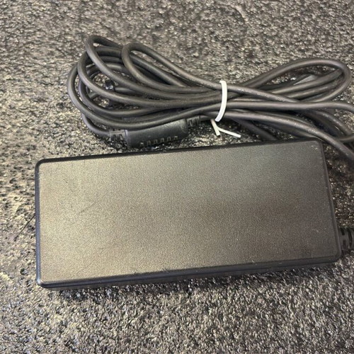 Fujitsu PA03010-6522 original charger used, 24V 2.65A 64W 5.5x2.5mm