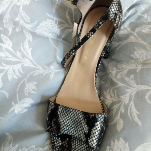 Snake skin sandals grey/black new, leather size 41