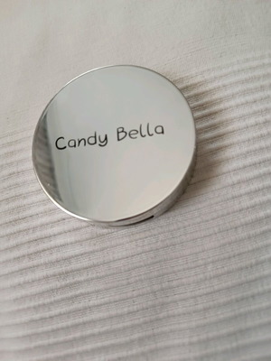 Liquid powder new that transforms into classic powder