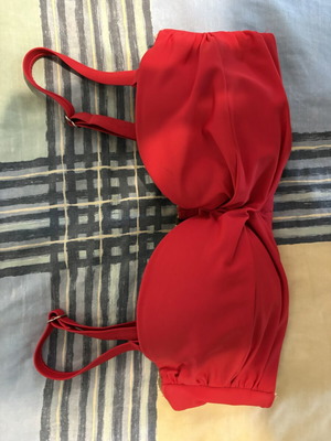 Bluepoint red swimsuit top used, size M