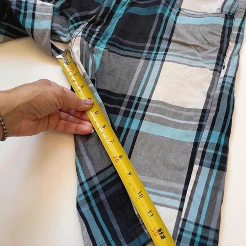 Karl Kani Plaid Shorts Size 28, vintage Y2K hip hop skate