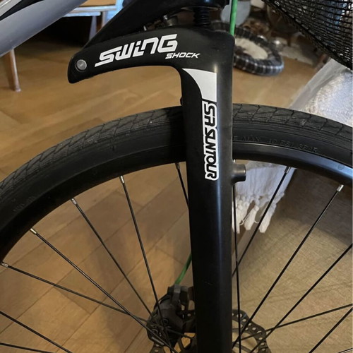 Road bike like new, 27 inch wheels, city type, gears
