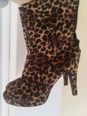 Leopard ankle boots used with zipper, size 41, 11cm heel