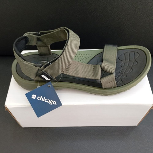 Chicago sandals new, adjustable straps, khaki color