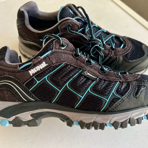 Meindl CARIBE GoreTex women's hiking shoes like new, size 39, black and blue