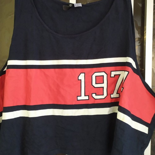 H&M Divided women's plus size 4XL cropped sports top, navy with red and white stripes
