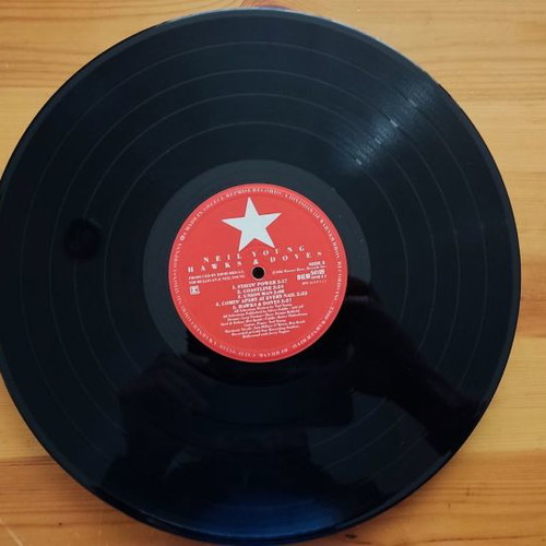 Neil Young Hawks & Doves vinyl used, country rock