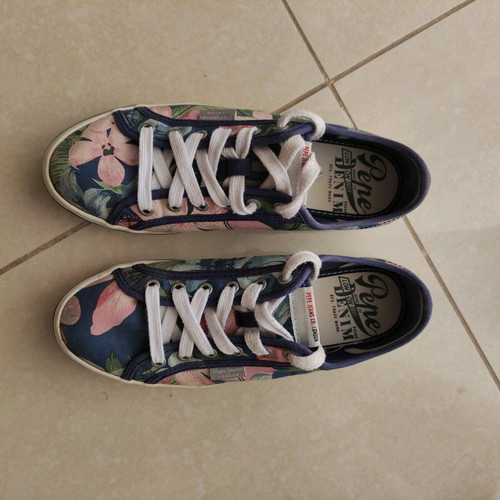 Pepe Jeans sneakers floral print used, size 39