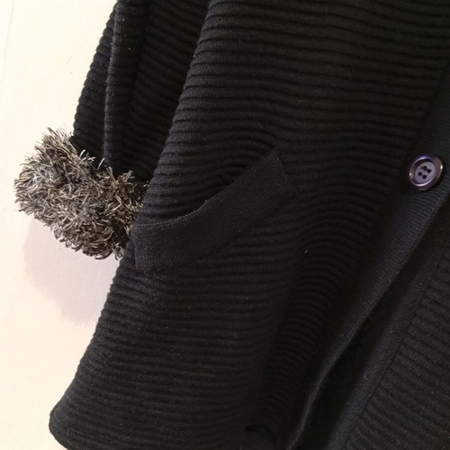 Long black half-coat/cardigan with removable collar, size L/XL