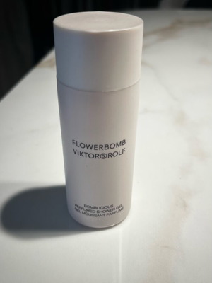Flowerbomb Victor & Rolf αρωματικό αφρόλουτρο 60ml κλειστό καινούργιο