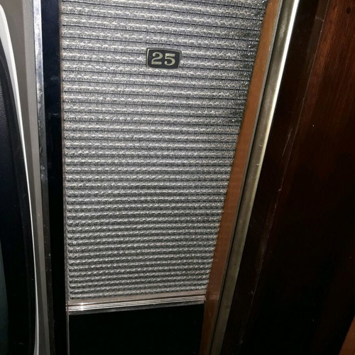 Pick Up Television like new from Australia