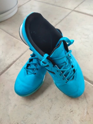 New Balance Furon football shoes size 37, turf