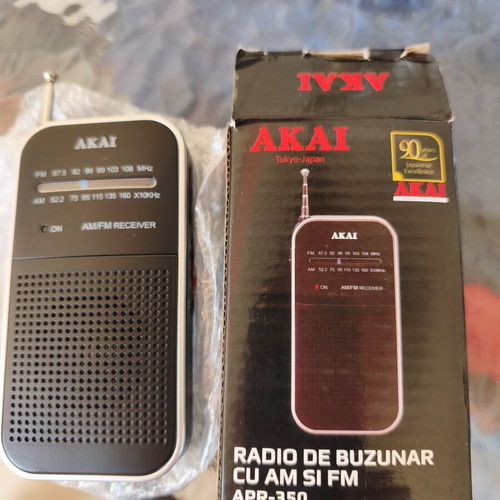 Akai Battery Pocket Radio new, unused