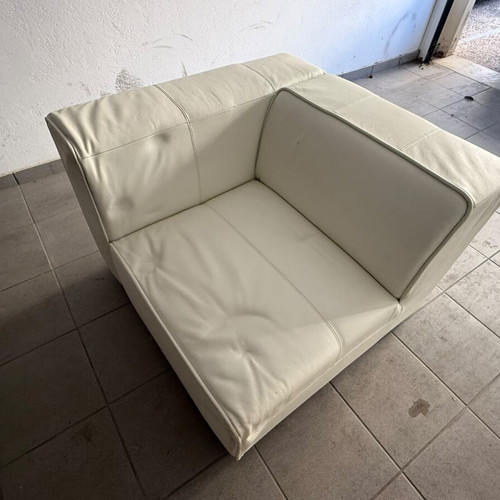 Bo Concept corner armchair like new, white leather