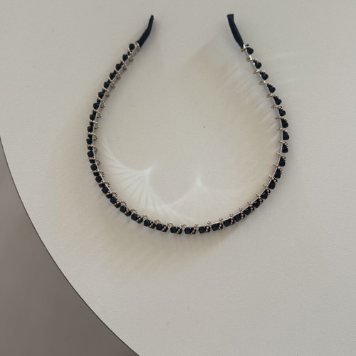 Set of 4 elegant thin hairbands with rhinestones and gold details
