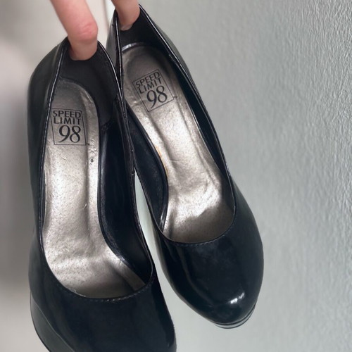 Speed Limit 98 patent leather stiletto heels size 38 used