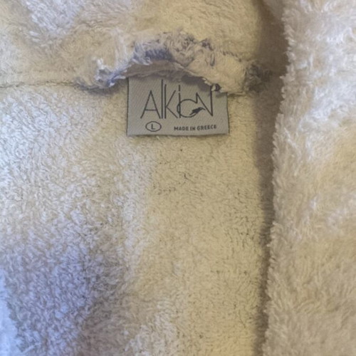 Bathrobe like new, size large, beige and blue