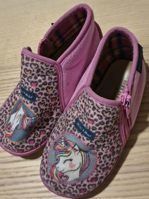 Minimax kids slippers like new, pink, anatomical, size 25