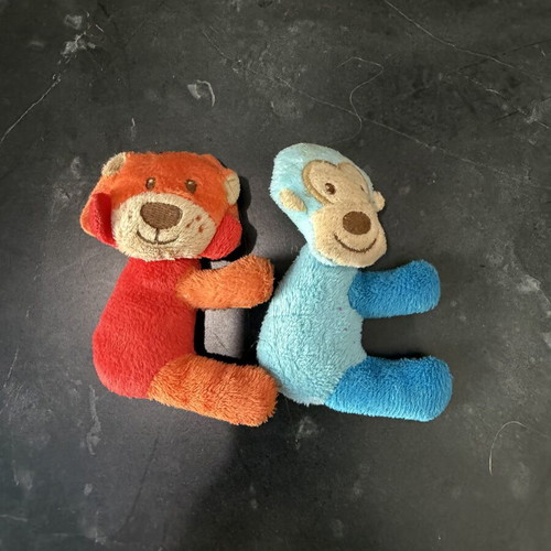 Plush animals with scratch sound