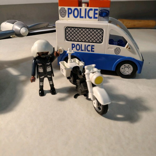 Playmobil police set used with helicopter, motorcycles and figures