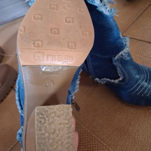 Blue ankle boots like new, size 40