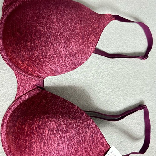 Victoria’s Secret 75 D bra new uplift semi Demi