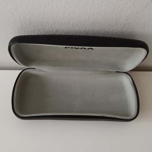 Mexx Fashion Hard Glasses Case black, like new