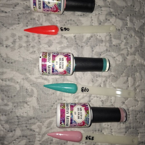 Cristian Artesio Semi-Permanent Nail Polish Like New
