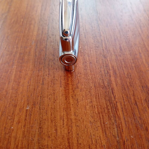 Ronson vintage lighter used, needs valve repair