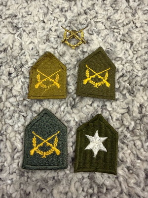 Military insignia set like new, Greek Army infantry badges