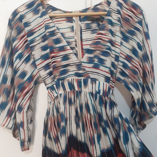 Zara women's printed blouse like new, size M