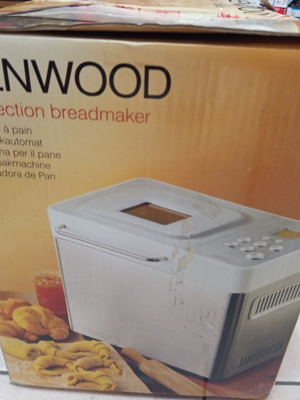 Αρτοπαρασκευαστής Kenwood BM350 καινούργιος με 14 προγράμματα και χρονοδιακόπτη