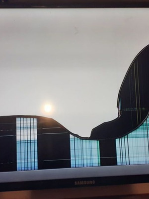 Πλακέτες τηλεόρασης Samsung UE32EH5000 μεταχειρισμένες με σπασμένη οθόνη