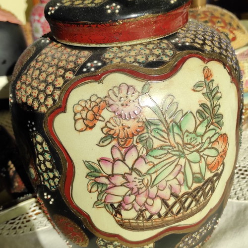 Japanese container and ashtray used, Royal hand painted Satsuma