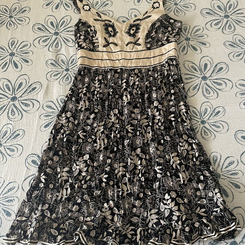 Raxevsky dress like new, size M, black and beige