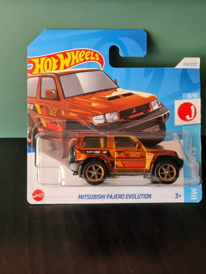 Hotwheels Mitsubishi Pajero Super Treasure Hunt new