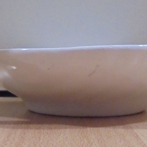 Cinzano Vermouth used old promotional ceramic shell-shaped bowl