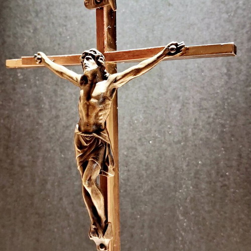 Collectible Catholic Sacristy Cross early 20th century, like new