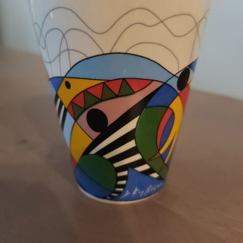 Porcelain mug used
